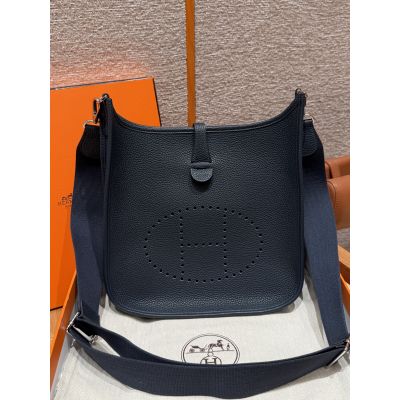 Blue Niut Clemence Evelyne III 29 Palladium Hardware