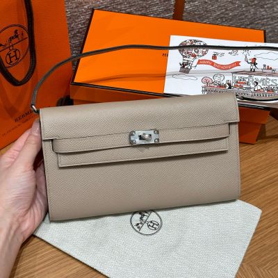 Trench Epsom Kelly-To-Go Wallet Palladium Hardware